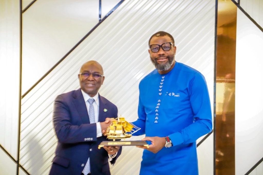 Director General, Nigerian Maritime Administration and Safety Agency, NIMASA, Dr Dayo Mobereola presenting a souvenir to President, Shipowners Association of Nigeria, Mr Sonny Eja during a courtesy visit by the SOAN Exco to NIMASA headquarters in Lagos.