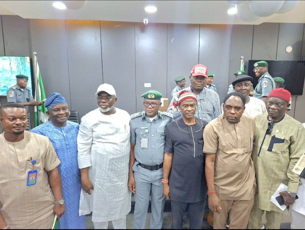 Screenshot_20251113_190356_Gallery