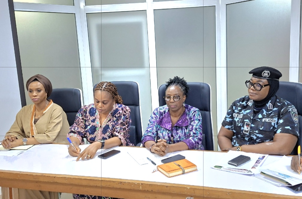 Screenshot_20251220_101352_Photo Editor